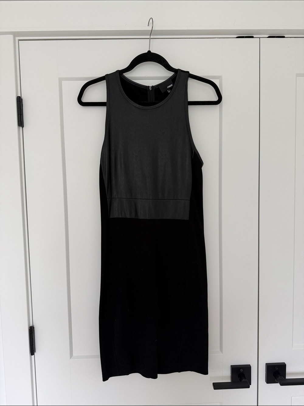 Wilfred Free Sleeveless Black Faux-Leather Paneled Dress size L